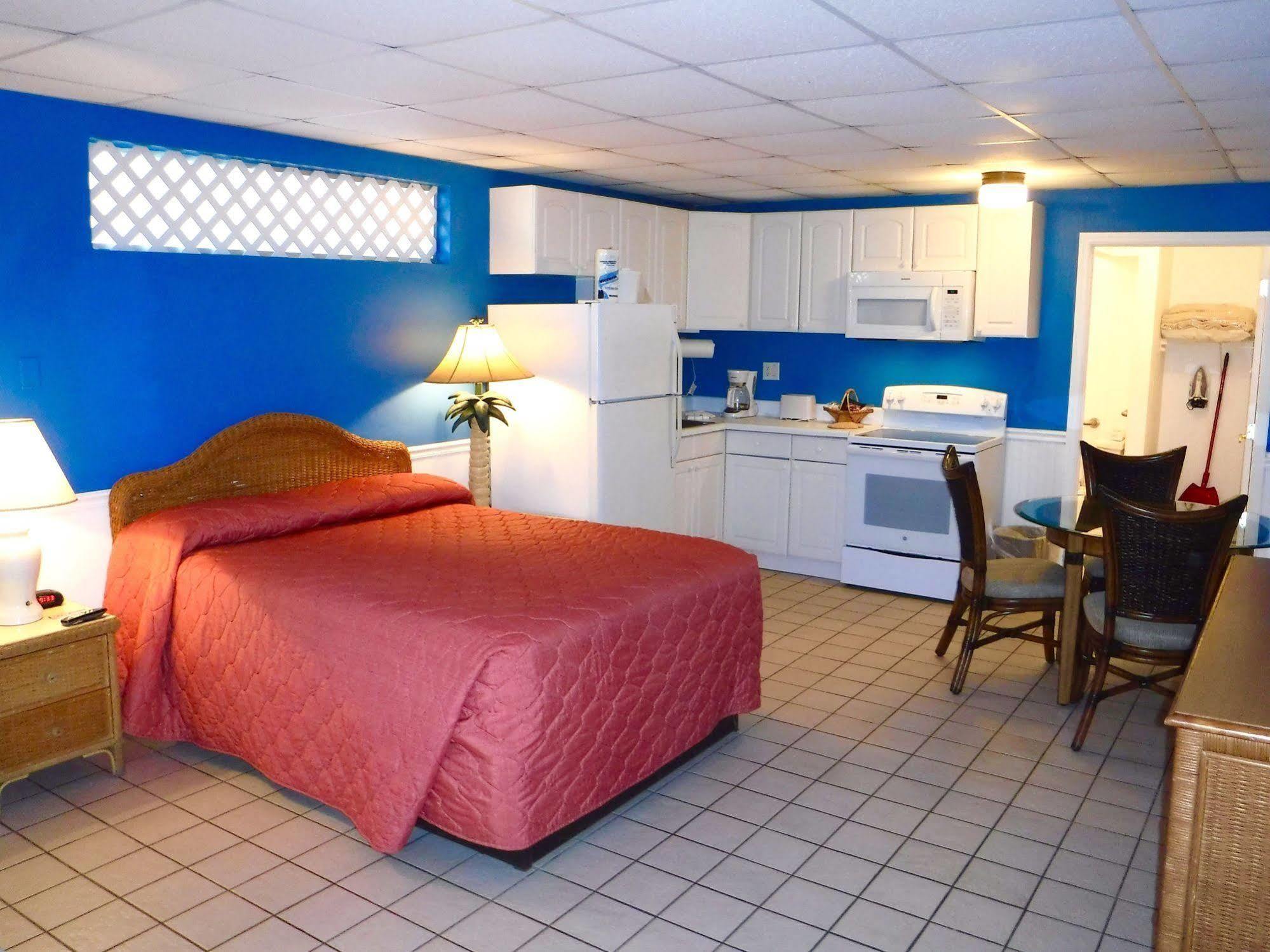 Waterside Inn On The Beach Sanibel Exterior photo