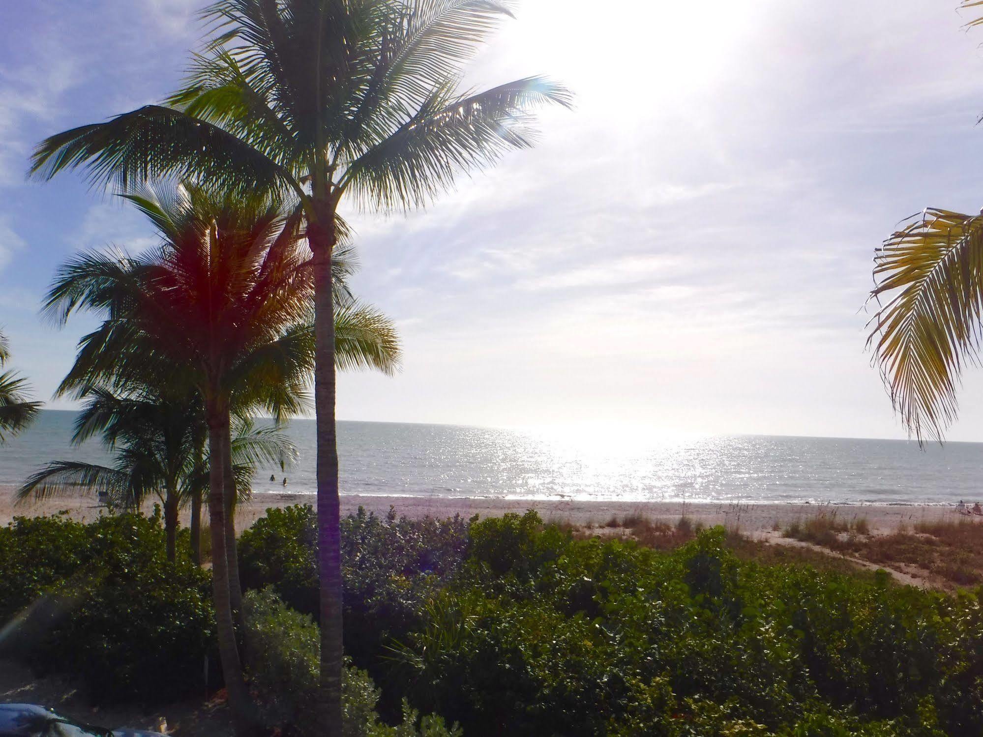 Waterside Inn On The Beach Sanibel Exterior photo